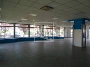 Locale in vendita di 825 m² in Via Vittorio Bulgarelli, 7