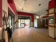 Locale in vendita di 85 m² in Via Emilio Gallori, 3