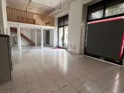 Locale in vendita di 85 m² in Via Giulio e Corrado...