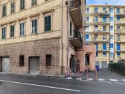 Locale in vendita di 85 m² in Via Nizza, 32