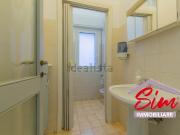 Locale in vendita di 85 m² in Via Perazzi