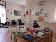 Locale in vendita di 85 m² in Via Segesta