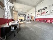 Locale in vendita di 861 m² in Via San Faustino, 62