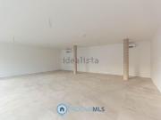 Locale in vendita di 86 m² in Via Piovese