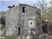 Locale in vendita di 894 m²