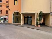 Locale in vendita di 90 m² in Piazza Castello