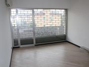 Locale in vendita di 90 m² in Strada Statale 1, 22