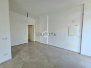 Locale in vendita di 90 m² in Via Alfredo Panzini, 51