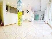 Locale in vendita di 90 m² in Via Federico Paolini, 2