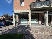 Locale in vendita di 93 m² in Largo Verona, 2