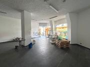 Locale in vendita di 95 m² in Via Ginevrina Fossano