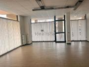 Locale in vendita di 96 m² in Piazza Lucchini, 20