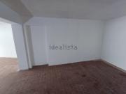 Locale in vendita di 97 m² in Via Imola