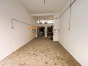 Locale in vendita di 98 m² in Via Genzano