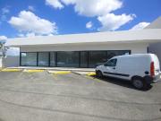 LOCALES COMERCIALES EN EXCELENTE UBICACIÓN EN RENTA, CHOLUL