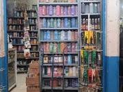 Locales comerciales funcionando en el Mercado Tacuba,...