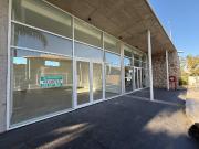 Locales en Alquiler Complejo Las Palmeras