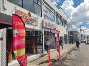 LOCALES EN PLANTA ALTA Y PLANTA BAJA EN RENTA SOBRE 16...