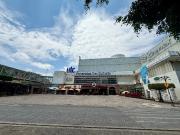 Locales en renta dentro de plaza comercial