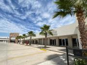 Locales en Renta Plaza Maniantales