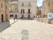 Locali o capannoni in vendita di 16 m² in Piazza dei Martiri