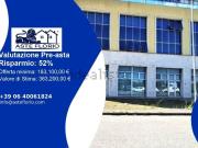 Locali o capannoni in vendita di 239 m² in Via Norvegia