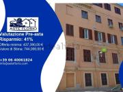 Locali o capannoni in vendita di 256 m² in Viale Regina...