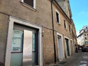 Locali o capannoni in vendita di 462 m² in Via Antonio...