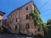 Locali o capannoni in vendita di 967 m² in Via Battisti, 26