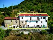 Località Fornacca 13 vani 270mq