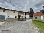 Località Tassinaia 8 vani 300mq