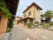 Località Zegla 6 9 vani 440mq