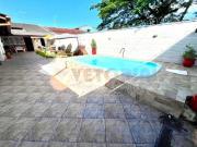 Localizado a 2 min da Prainha, imovel terreo