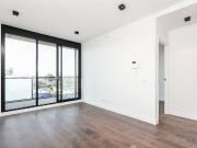 Located in Heart of Doncaster with a Walk to Westfield