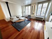 Location 3 Pièces loué meublé Cour des Petites Ecuries...