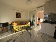 LOCATION ANNUELLE MEUBLEE STUDIO CABINE SAINT CYPRIEN...