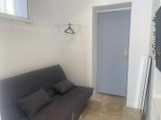 Location Appartement 1 pièce 14.25 m2 Nimes