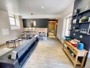 Location Appartement 1 pièce 150 m2 Saint Etienne