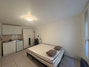 Location Appartement 1 pièce 16 m2 Nimes