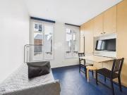 Location Appartement 1 pièce 21.75 m2 Paris 9ème