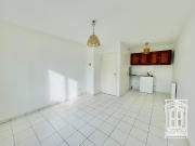 Location Appartement 1 pièce 24m² LYON 8ème