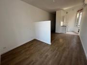 Location Appartement 1 pièce 28 m2 Reims