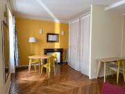 Location Appartement 1 pièce 39.1 m2 Paris 8ème