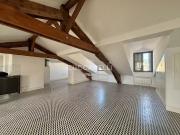 Location Appartement 1 pièce 56.2 m2 Nice