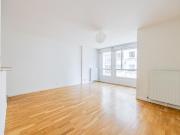 Location Appartement 2 pièces 52 m2 Paris 18ème