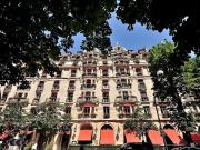 Location Appartement 2 pièces 63.16 m2 Paris 8ème