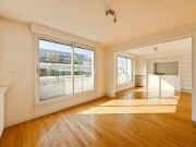 Location Appartement 2 pièces 77.02 m2 Paris 15ème