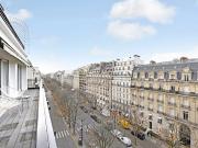 Location Appartement 3 pièces 118 m2 Paris 8ème