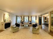 Location Appartement 3 pièces 151 m2 Paris 6ème