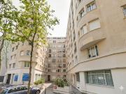 Location Appartement 3 pièces 60 m2 Paris 10ème